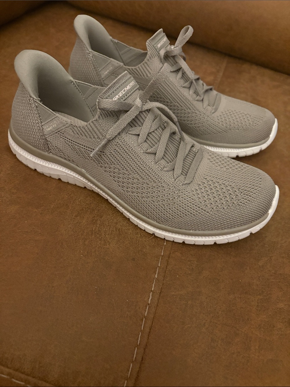 Skechers Swift Fit Virtue Slip-Ins Sneakers Taupe/Gray 9 EUC - Picture 6 of 10